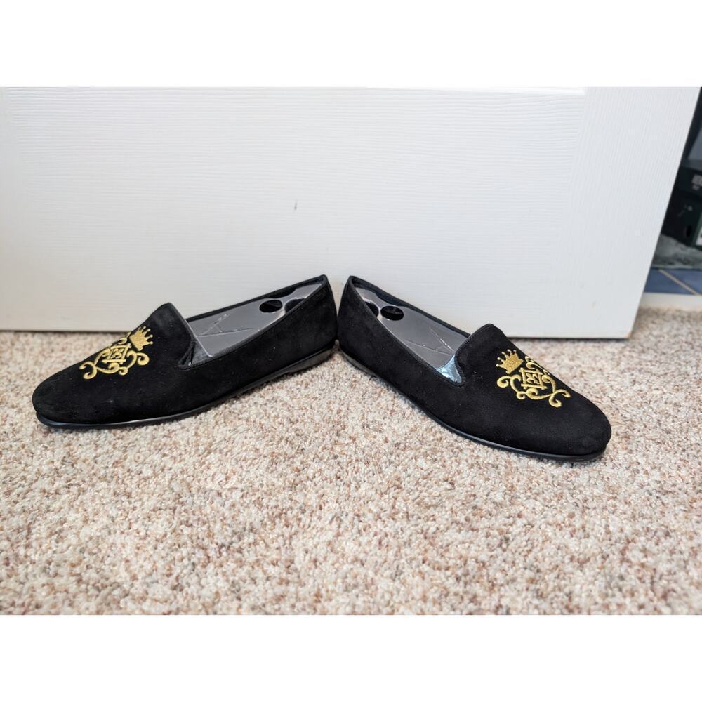 AEROSOLES BETLINIA size 8.5; Black velvet loafers/flats, gold embroidered crest - Picture 9 of 11